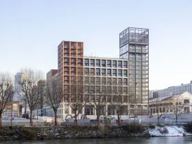 Vue d'ensemble du site du Village Olympique — réalisation terminée