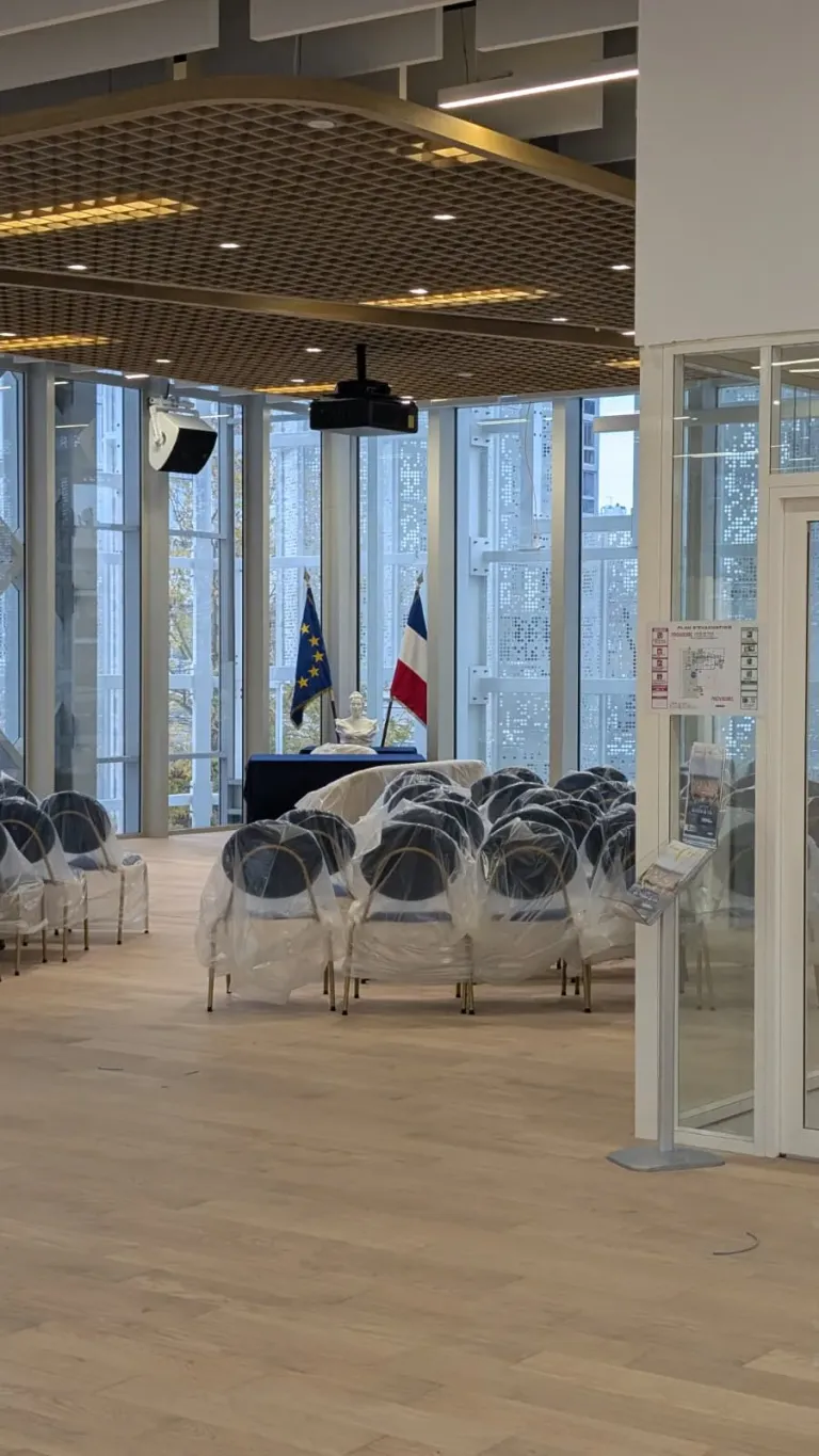 Menuiserie Intérieure & Étanchéité — Extension Mairie de Garges-lès-Gonesse